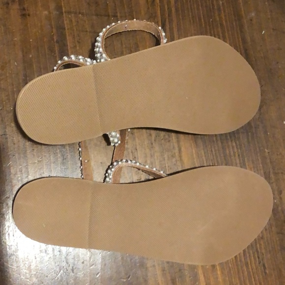 NEW beaded leather sandal - Picture 4 of 5
